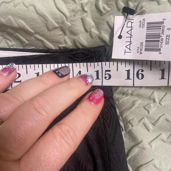 NWT Women’s Tahari Dress Pants Black Color Size 6 Geometric Print New - Picture 4 of 9